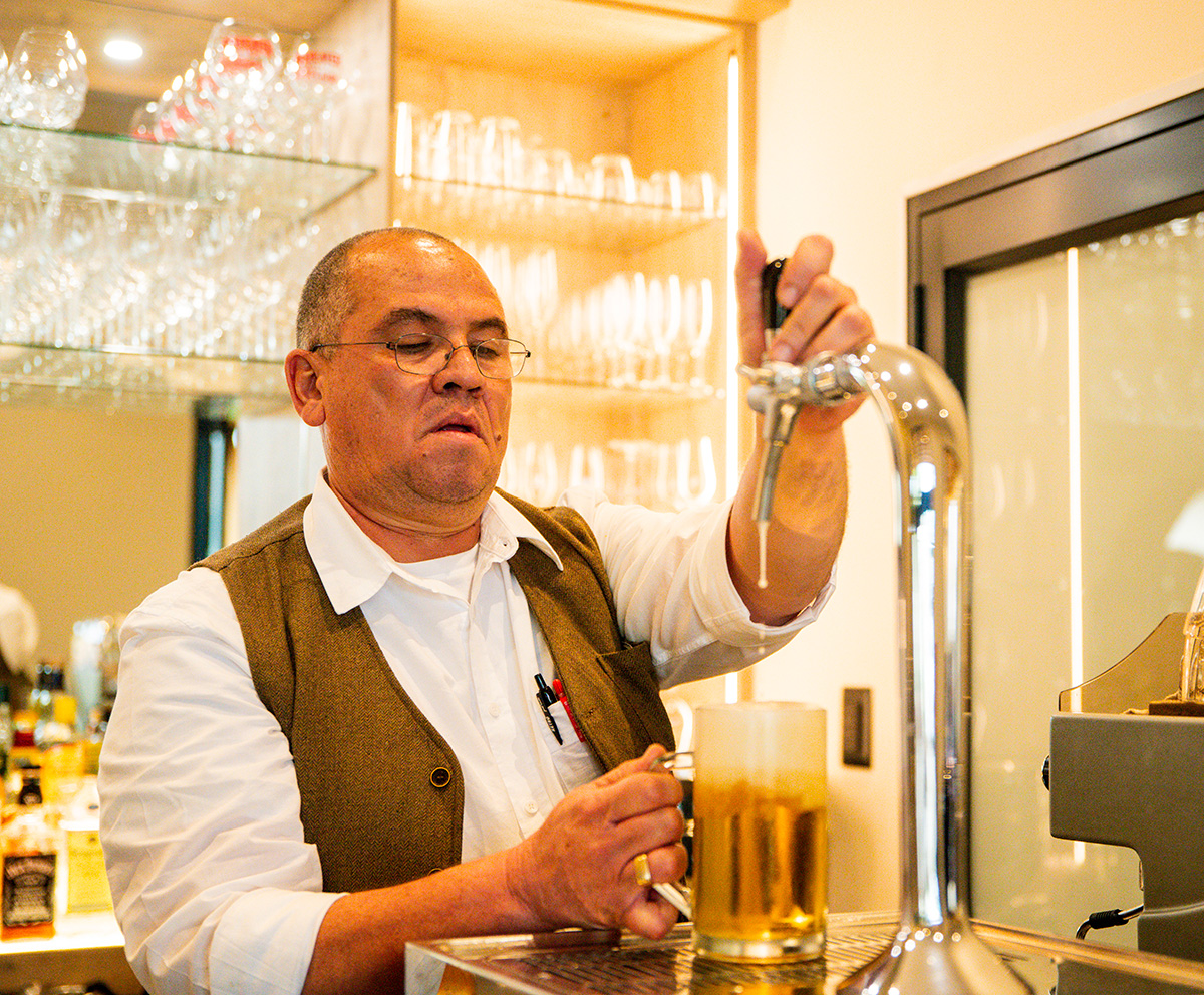 Leo's Garden Restaurant